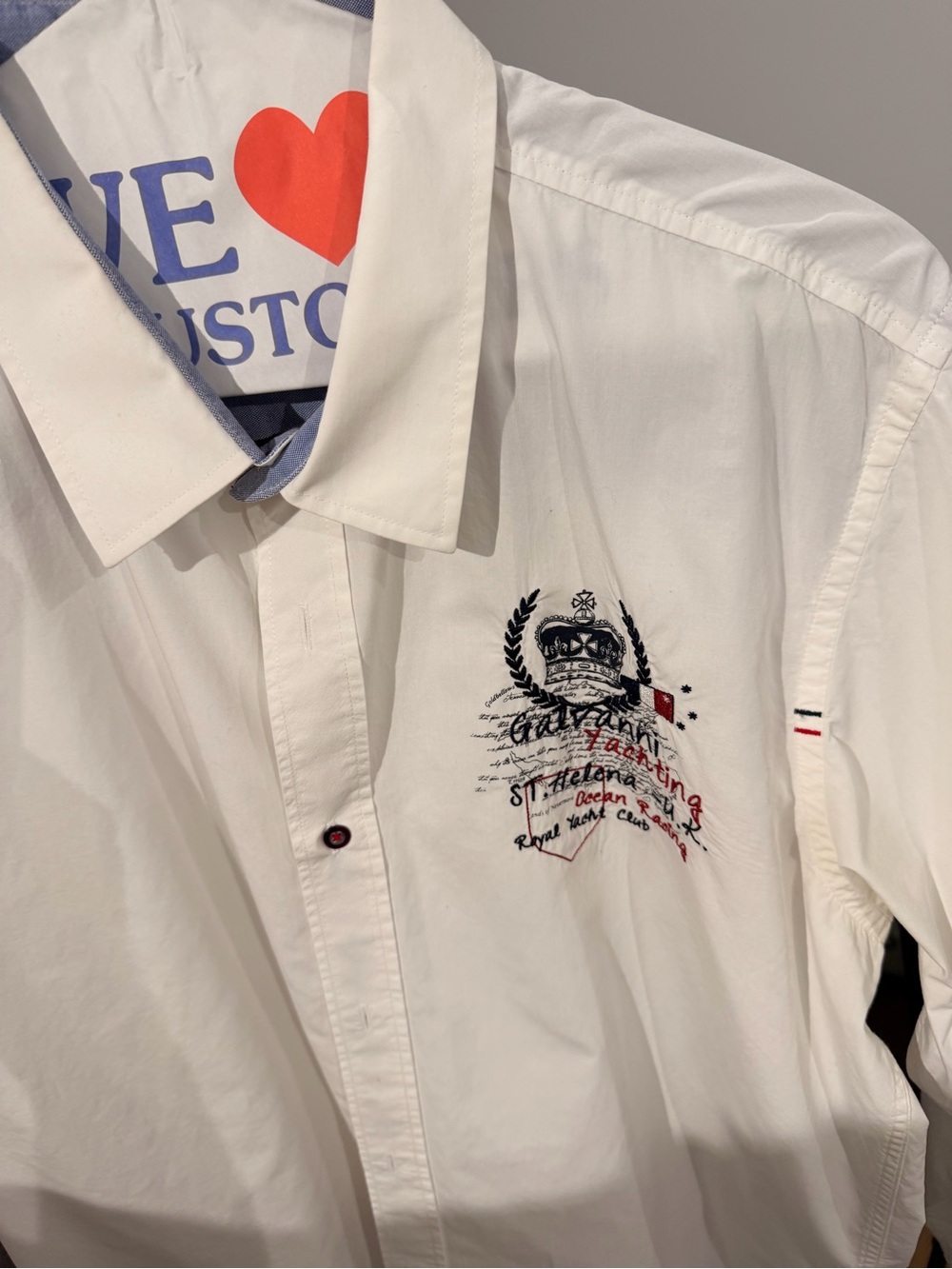 Galvani White Embroidered Men's Shirt - Classic Crest Design - Picture 2 of 6